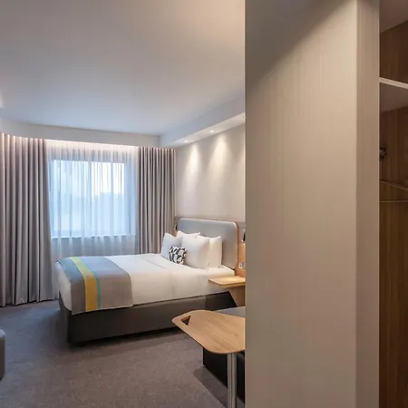 Express Dublin-airport By Ihg 3*