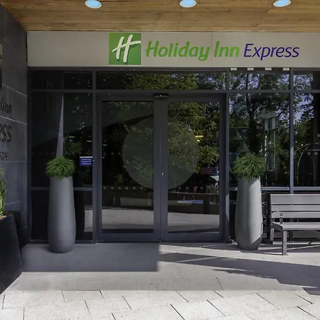 Express Dublin-airport By Ihg Hotel 3*