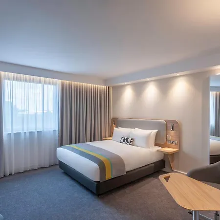 Express Dublin-airport By Ihg Santry