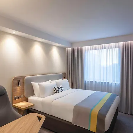 Express Dublin-airport By Ihg 3*