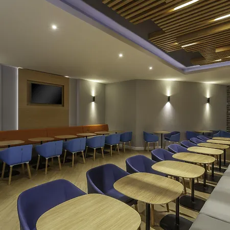 Express Dublin-airport By Ihg 3*