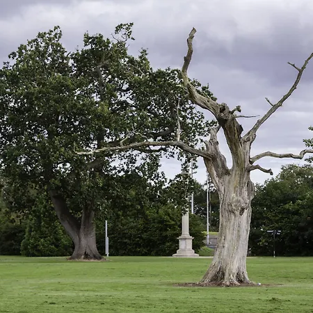 Express Dublin-airport By Ihg Santry