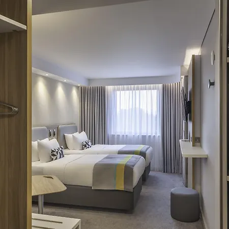 Express Dublin-airport By Ihg 3*