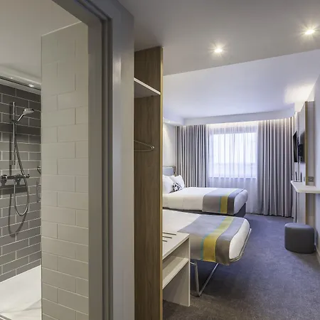 Otel Express Dublin-airport By Ihg 3*