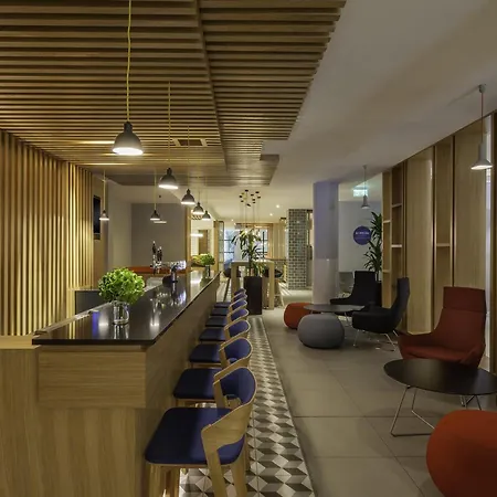 Express Dublin-airport By Ihg Hotel 3*