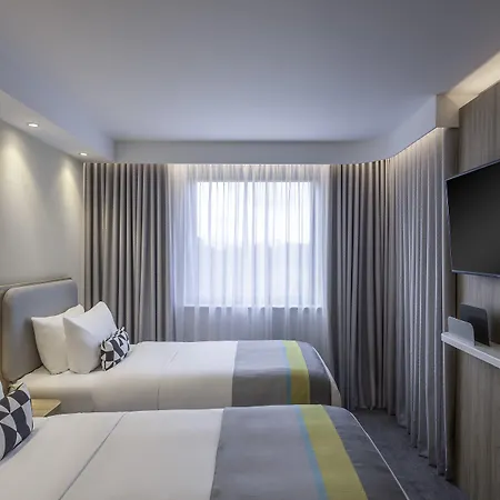 Express Dublin-airport By Ihg Hotel 3*