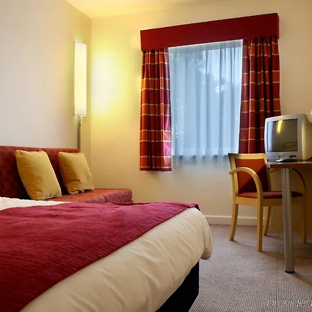 Express Dublin-airport By Ihg 3*