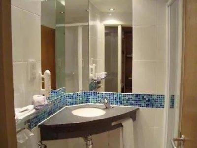 Express Dublin-airport By Ihg Santry