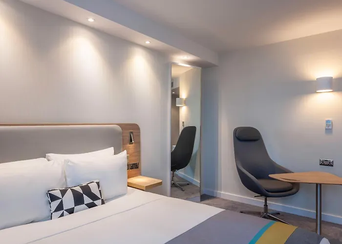 Express Dublin-airport By Ihg Santry