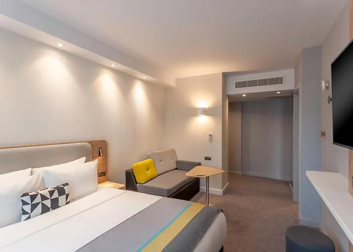 Express Dublin-airport By Ihg 3*