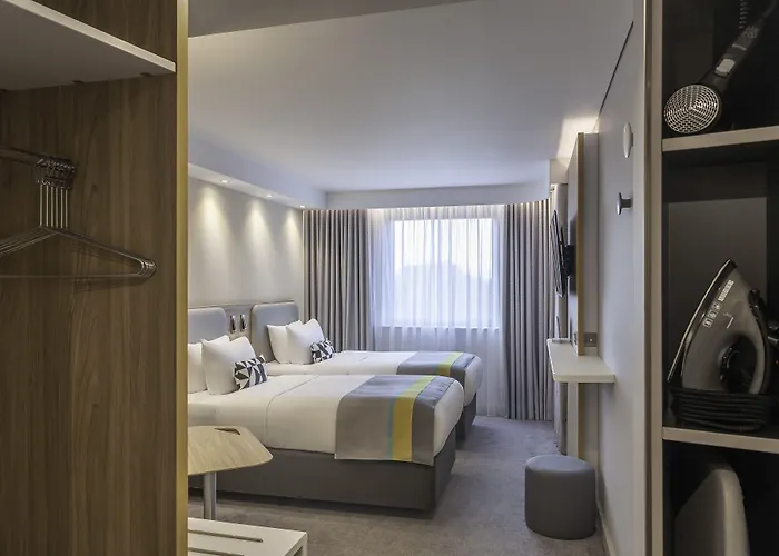 Express Dublin-airport By Ihg 3*