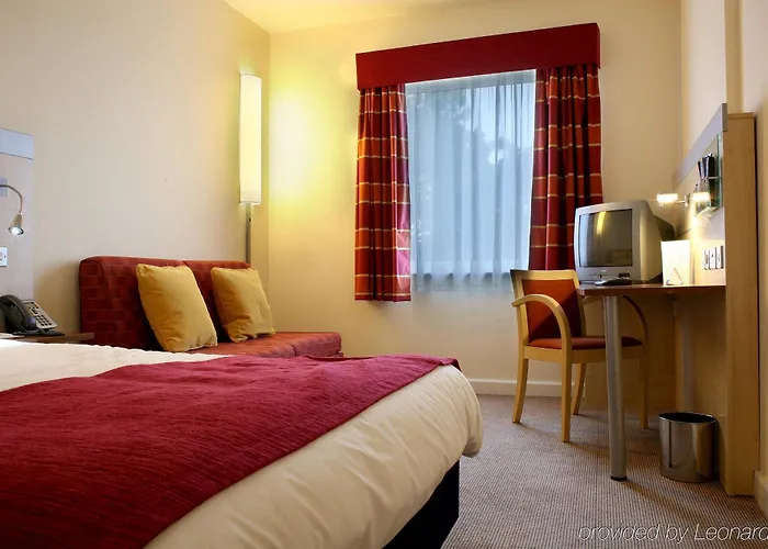 Express Dublin-airport By Ihg 3*